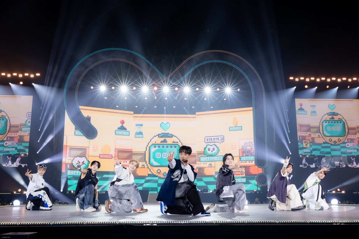RIIZE、豪華コラボも話題に💫
「SMTOWN LIVE」東京ドーム公演でより成長した姿を披露
kstyle.com/article.ksn?ar…

#RIIZE #SMTOWN_LIVE #SMTOWN