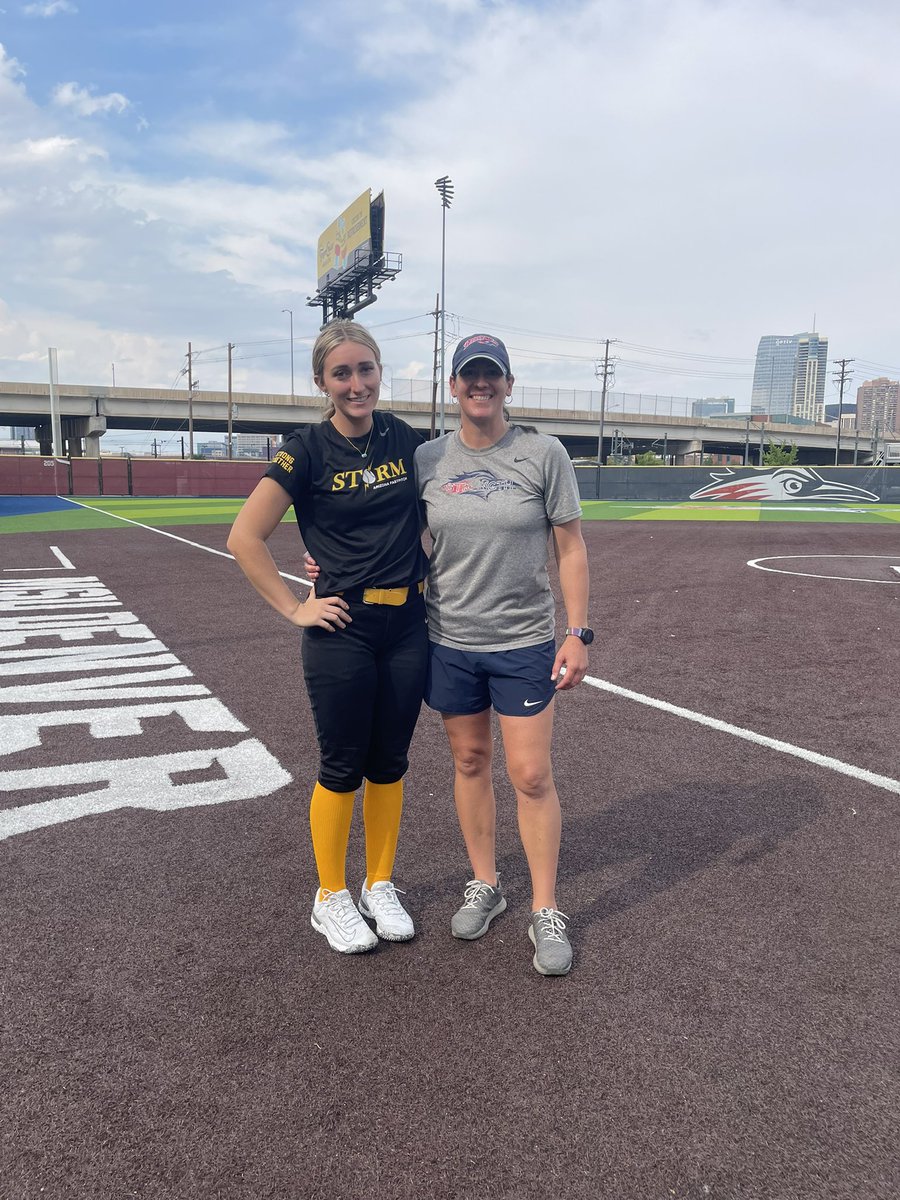 ciara_anthony_'s tweet photo. Thankful for the chance to attend the @RoadrunnerSB camp! 
The coaching staff provided tremendous insight that will help me continue to develop my game and pursue excellence on and off the field. 
@CoachVanW 
@AZBoltsWalding https://t.co/qErb9pkEZd