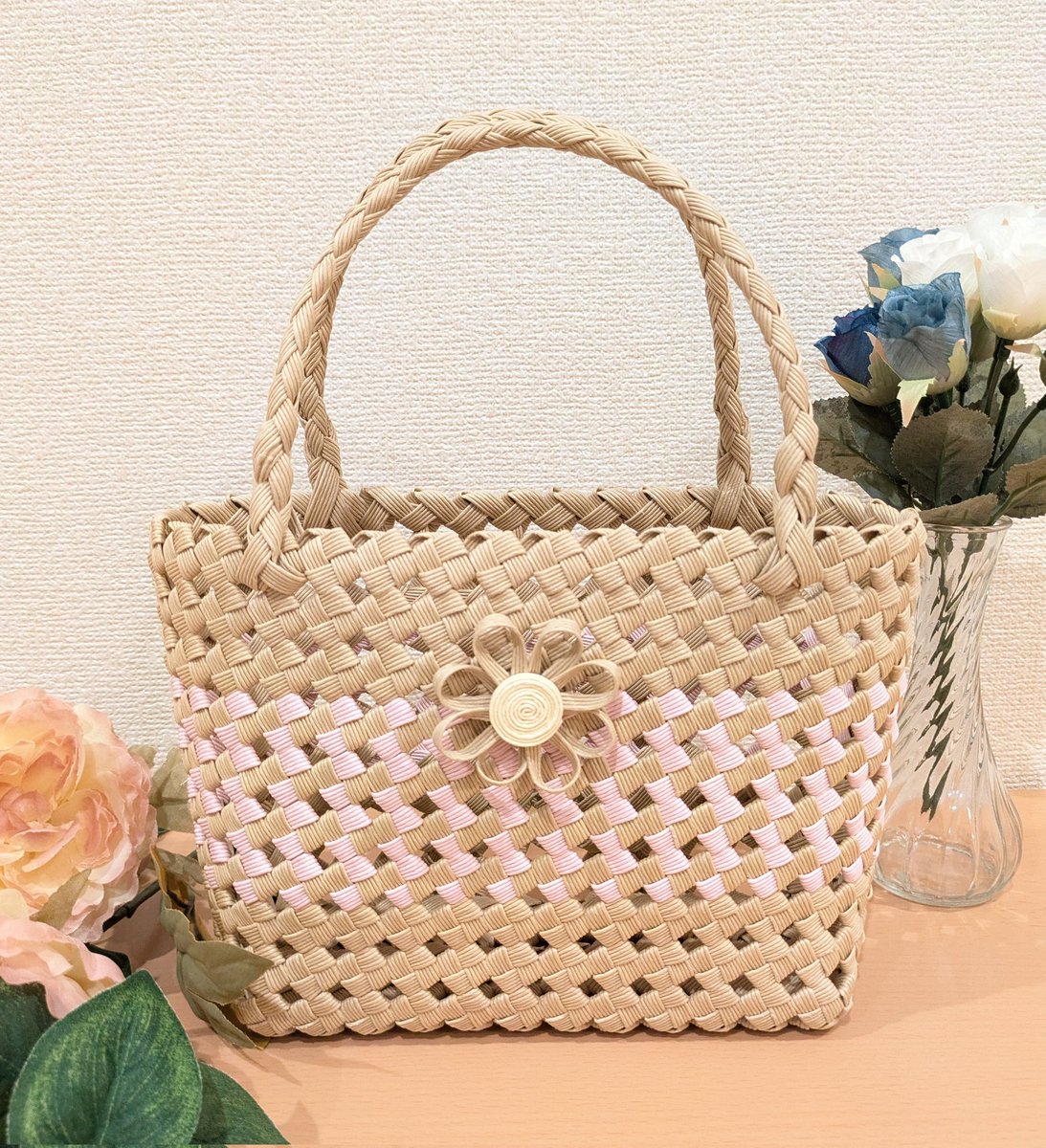 Kiana_choco's tweet photo. 可愛い「かごバッグ」出来ました♪
お出かけ、お散歩、お買い物はもちろん『プレゼント🎁』にもぜひ✨✨
【清愛…Kiana】ハンドメイド・クリエイター作品のマーケットプレイス Creema https://t.co/RmOxa3A6i4 @Creema_jpより https://t.co/FGSMmmHpl5