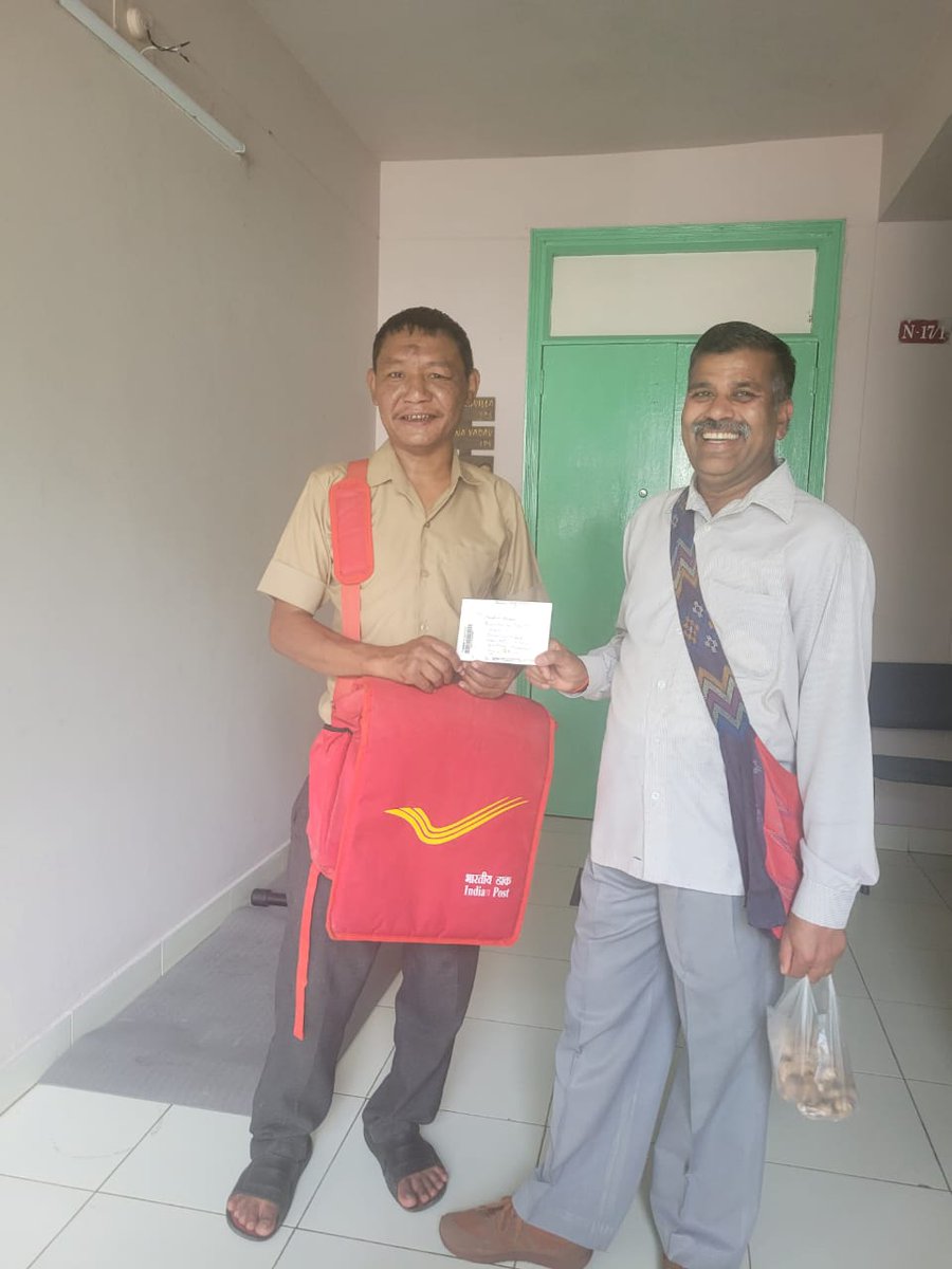 cpmgnortheast's tweet image. In Mizoram, our postmen are not just delivering mail; they're delivering love and tradition this Raksha Bandhan.

#postman #mizoram

@JM_Scindia 
@PemmasaniOnX 
@IndiaPostOffice