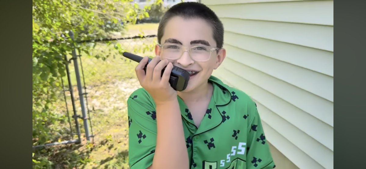 Nunzhophop's tweet image. #1 @mewingwang
😎👦🏻🤩🔎🏠🤷‍♂️👀👍
😎DUHOP😎&amp;amp;👦🏻ENZO👦🏻WALKIE-TALKIE🤩TREASURE🤩🔎HUNTING🔎 UNDER THE🏠HOUSE🏠🤷‍♂️WHAT🤷‍♂️DID👦🏻ENZO👦🏻DISCOVER 👀WATCH👀&amp;amp; FIND OUT SUBSCRIBE👍LIKE👍REPOST youtu.be/0chZbt21DNw?si…