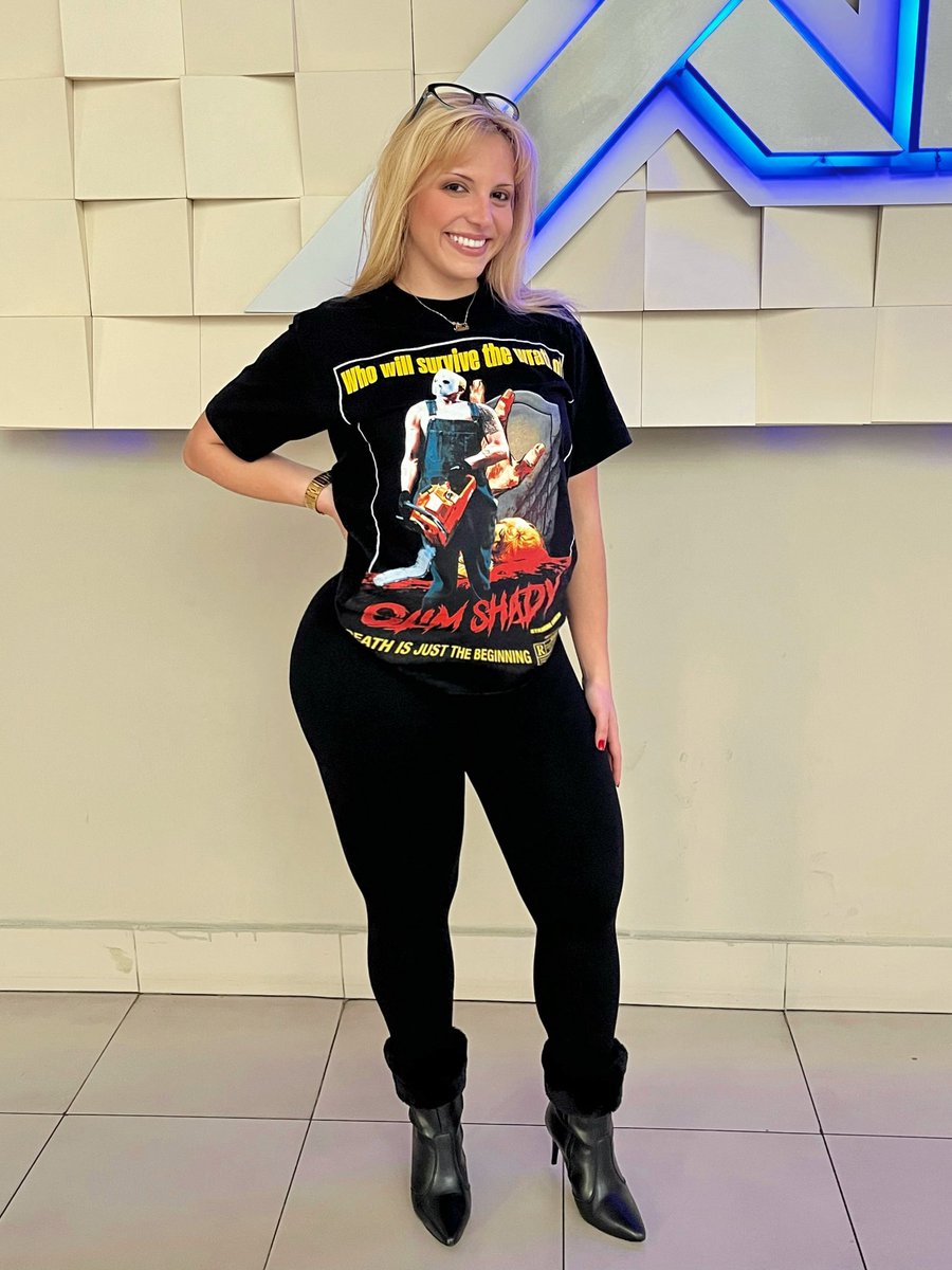 "But to me Slim Shady will always be my Hero with a double S on his chest"
Watching STANS made me feel like I was part of something bigger - something no one will ever be able to take away from me. Your legacy, Eminem! This doc really spoke to me in such an emotional/special way