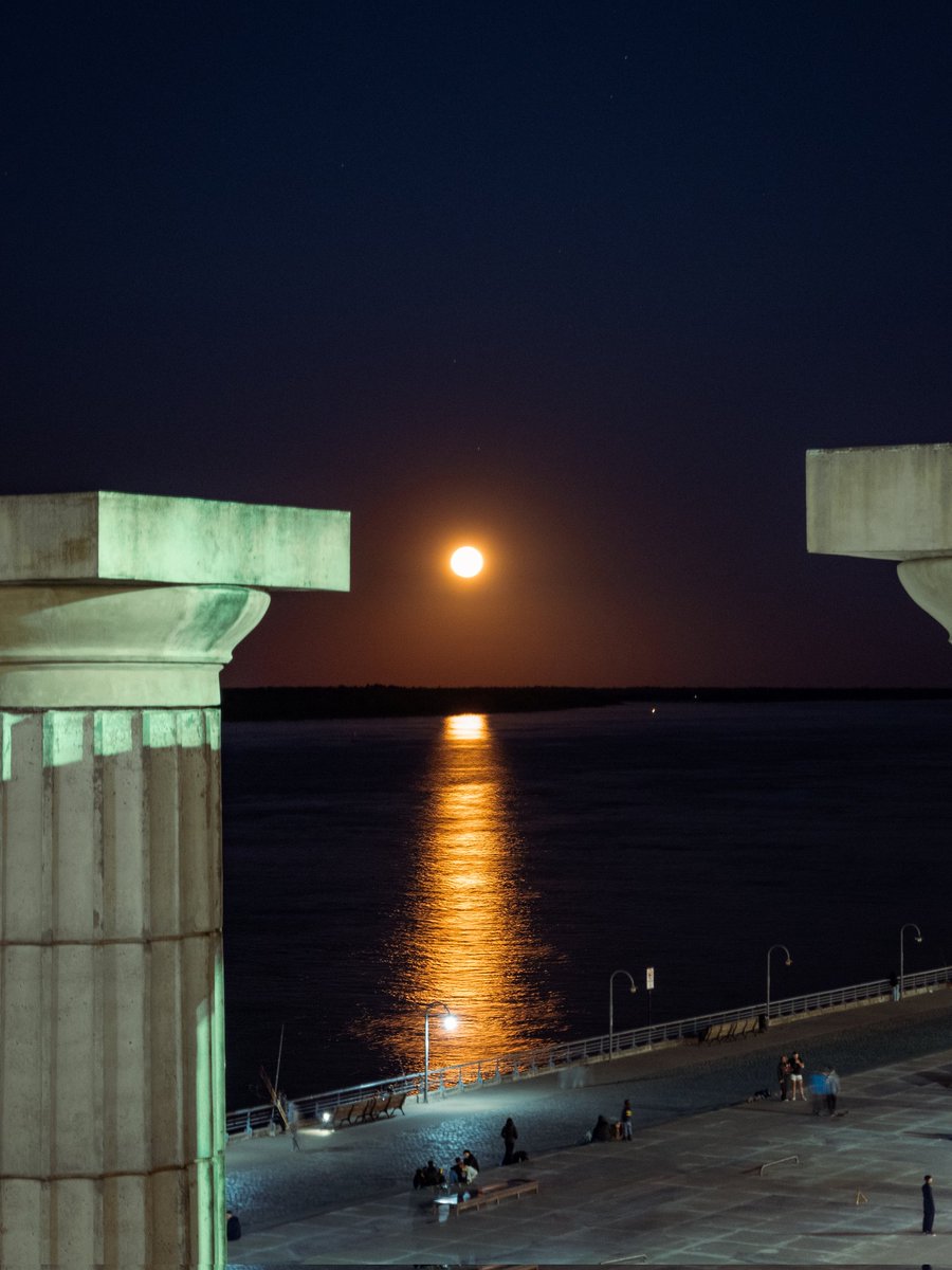 Lunaza sobre Rosario 😍
📸 aylu.rambaldi ig