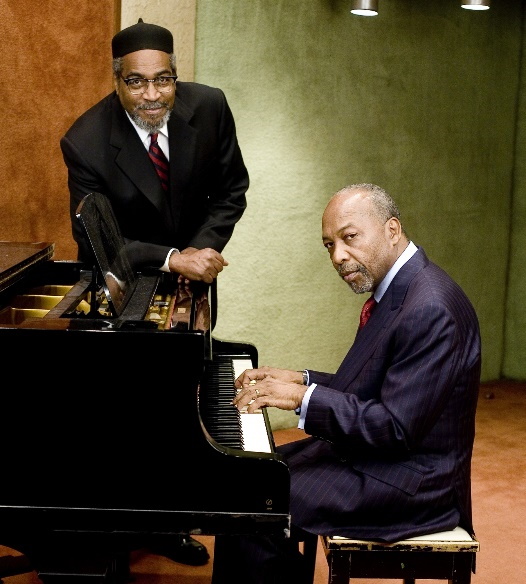 soultrackscom's tweet photo. Happy Birthday to Philly soul legend Kenny Gamble https://t.co/7WeNzAAakM https://t.co/BONKB7UcnZ