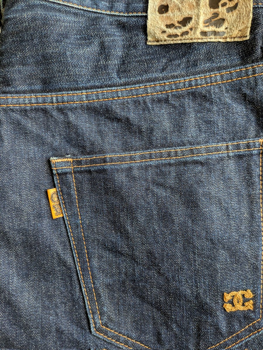 Sports_Levis's tweet photo. 今持ってるコアファイターのデニム👖
ペイズリーの裏地付きで冬用
この前買ったやつとセットアップにするために、育成やめたけどまた育ててみるかな🌿
田中ノボルはホント天才だと思う
ジャイアンツロゴ、シャネルロゴとか最高すぎる🥳✨
#コアファイター
#corefighter https://t.co/TCWs20mTWq