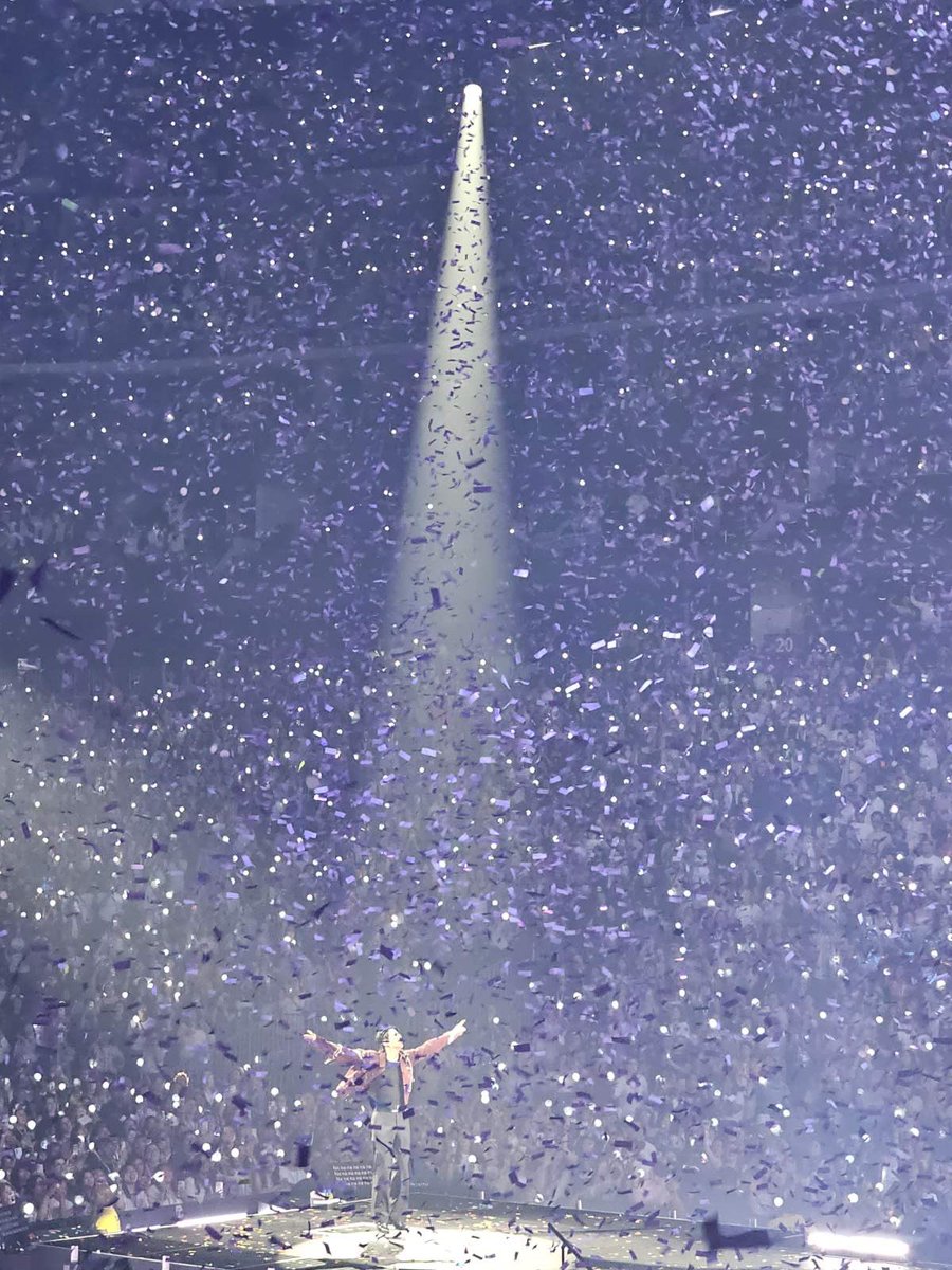 rache23_'s tweet photo. Grateful to have been a part of your tour, Jin @BTS_twt 💜
THANK YOU 
RUNSEOKJINepTOUR
RUN WITH JIN FOREVER https://t.co/aNV79lXrzB