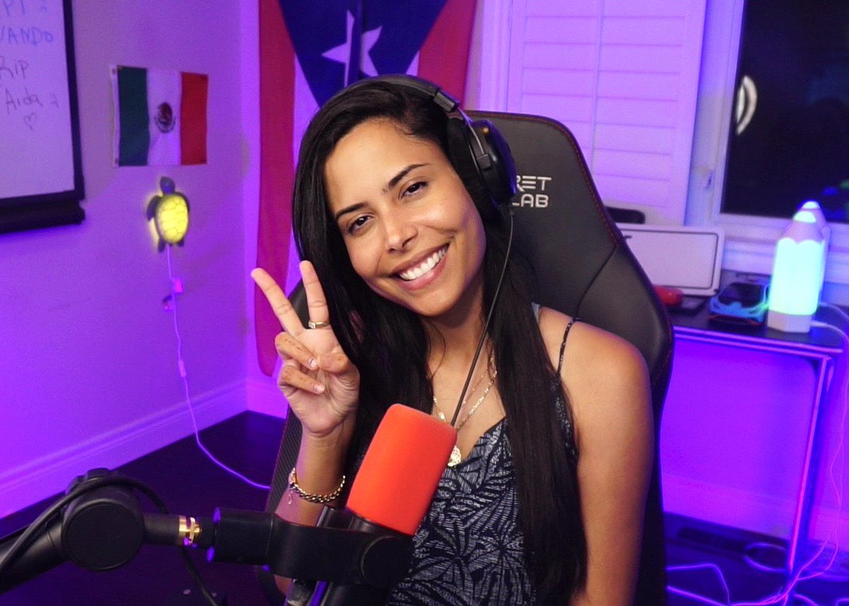 Chica (@ChicaLive) / Posts / X