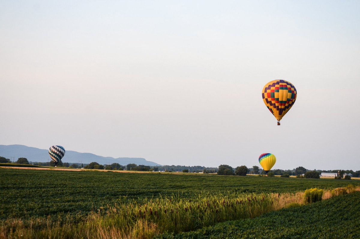 MathieuTye's tweet image. International de montgolfières de Saint-Jean-Sur-Richelieu 
Envolée du 10 août 2025 (soirée)
Atterrissage: secteur Mont-St-Grégoire et de Marieville