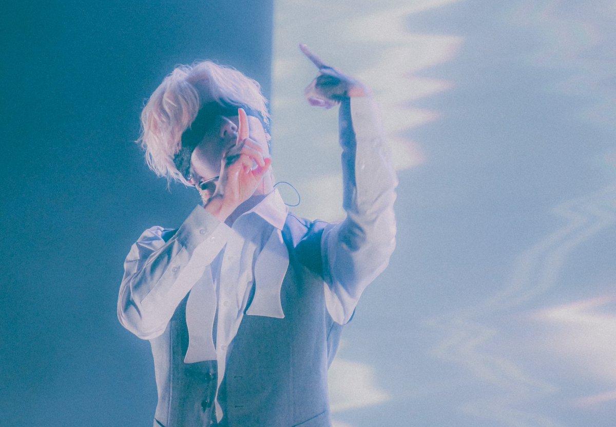 Taek_me_out's tweet photo. I took lovely photos at the @official_ONEUS concert in Cleveland
π©΅π
#ONEUSinCLEVELAND https://t.co/iulNK5n2R3