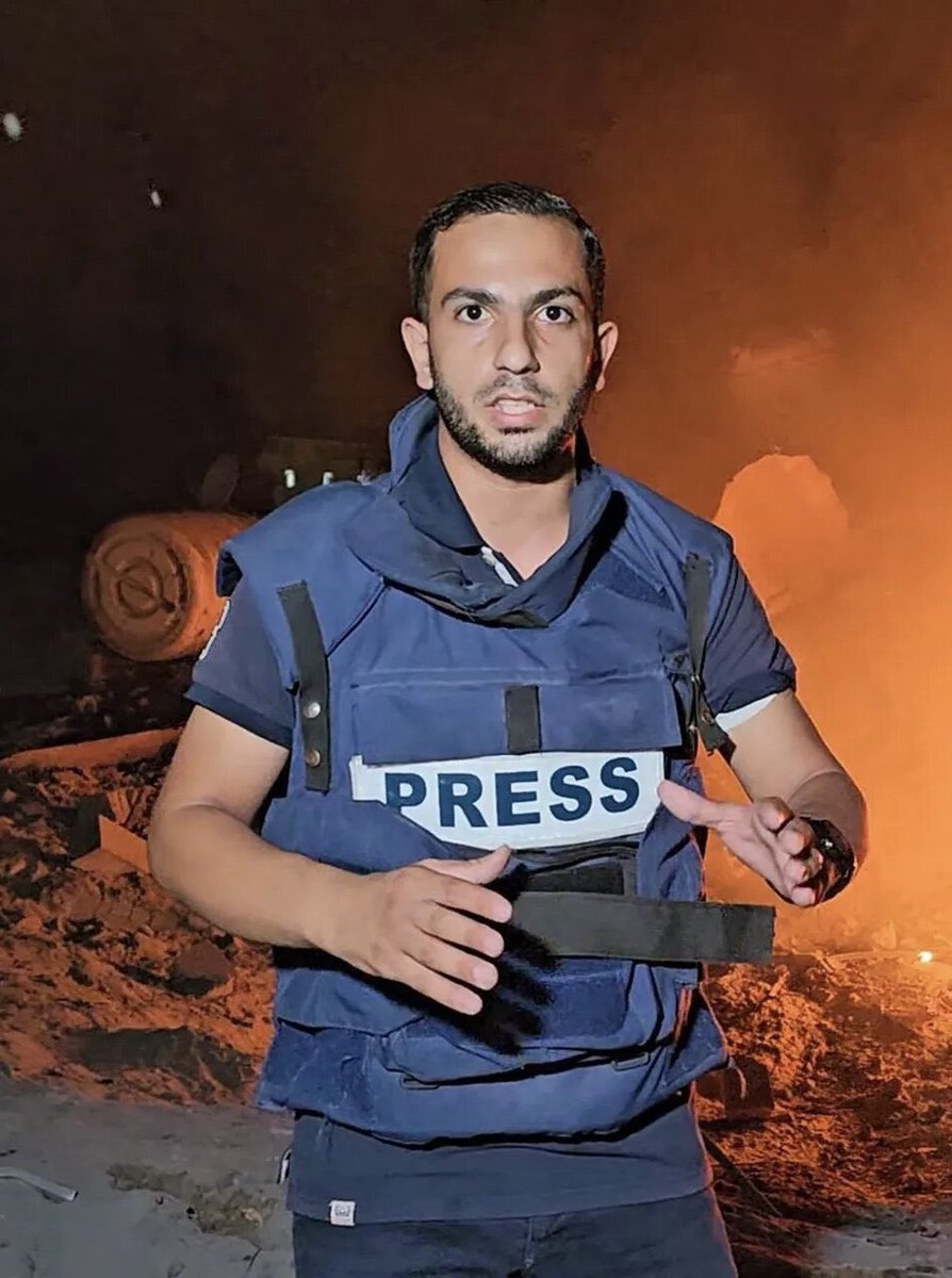 BrotherRasheed's tweet photo. Oh yes, the poor “journalist” — killed by the IDF for nothing more than doing pure, noble journalism! https://t.co/8nN7AGWWRh