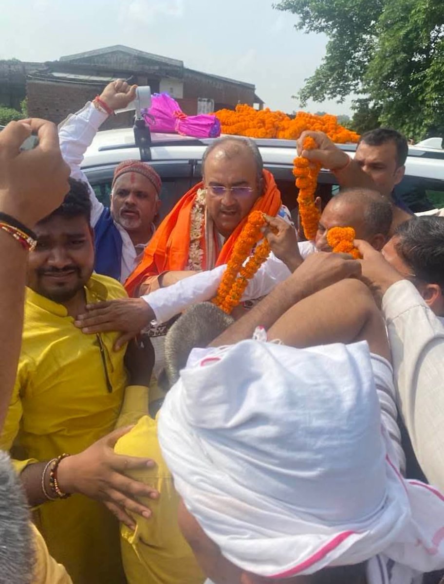 VaishyaPra62088's tweet photo. #पटना से #सासाराम जाने  क्रम में स्वास्थ्य मंत्री श्री @mangalpandeybjp जी का मोहिनी में भव्य स्वागत किया गया। @AmitShah @DilipJaiswalBJP @samrat4bjp @bhikhubhaidbjp @DrPremKrBihar @girirajsinghbjp @TawdeVinod #काराकाट 213 #विक्रमगंज #रोहतास @nityanandraibjp https://t.co/9sMKGNEepf