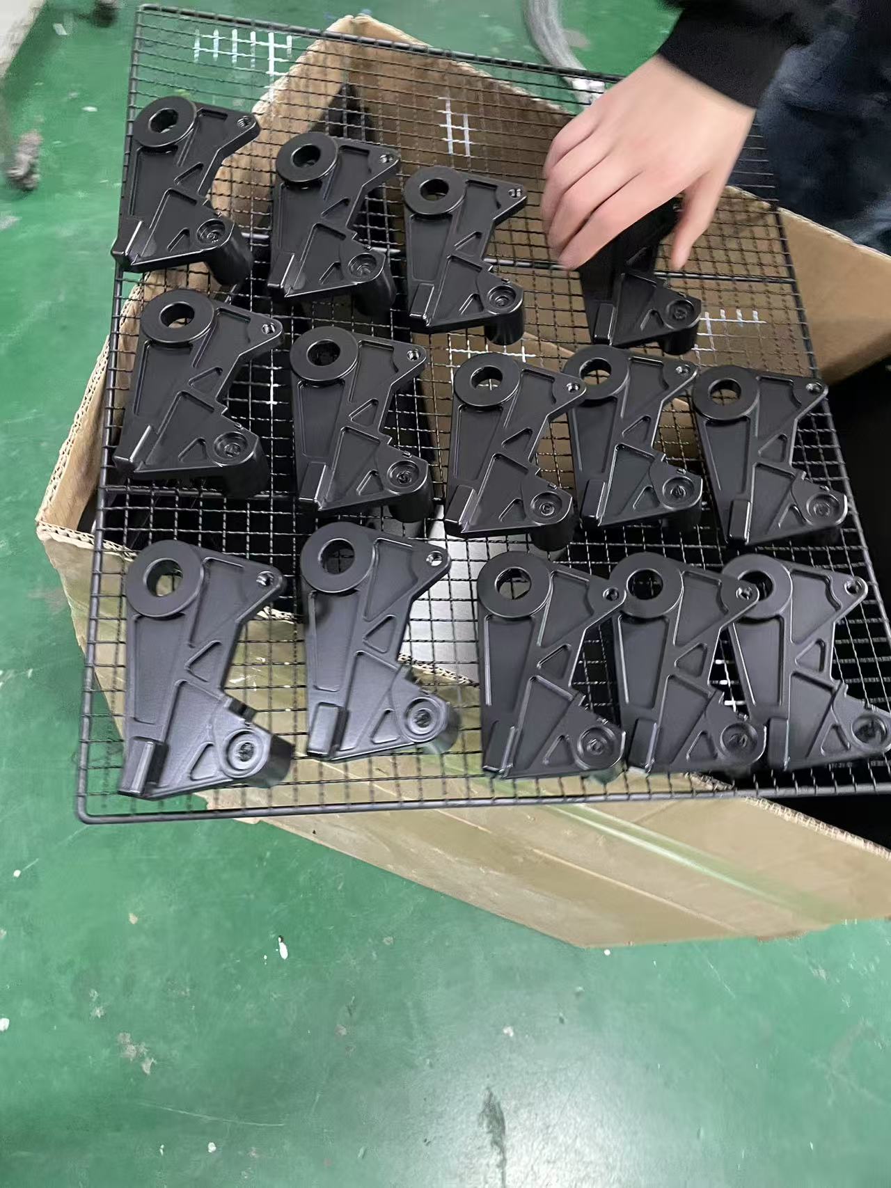 星王虹精密零件＆金属切削＆注型の受注中E-mail:szx@prototype