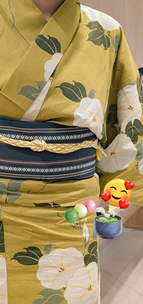 Ten_uncafe's tweet image. カフェスタッフの一人で、着物の着こなしが上手なものが!✨️
いつも違う様々な柄の和の装いをみて、改めて日本の美👘を感じ日本人でよかったと思うこの頃です☺
また、教会の掲示板にジニアの花の説明が新しくされてました🏵️ ふむふむ…、管理方法が深い!✨️😳
#天運教会
#日本の美
#通じる管理