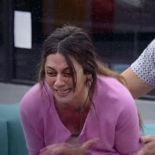 SUBIÓ UNA FOTO DONDE SALIÓ RE LINDO Y AHORA TODAS VAN A PONERLE LIKE