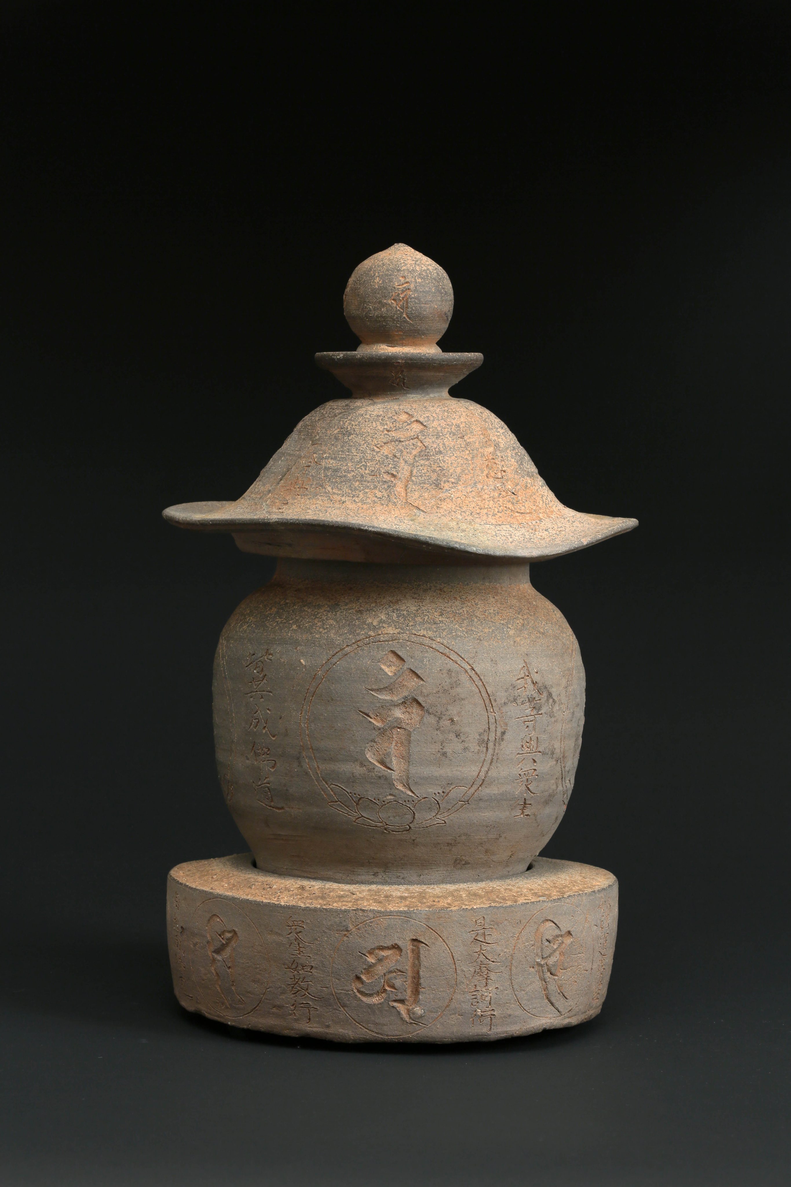 代の全手描き青喜字壺模古古古古品古陶磁器コレクション置物出土 陶磁器の壺とは｜形状の種類と名称、歴史を解説