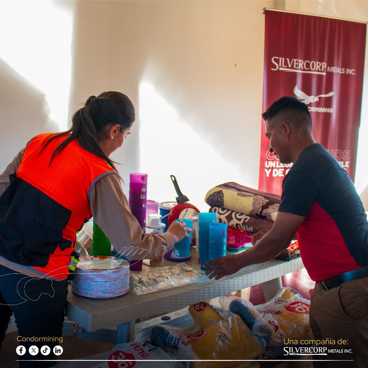 condormining's tweet photo. 📍 Impulsamos el desarrollo rural y productivo 🌱🐄

En Condormining reafirmamos nuestro compromiso con el fortalecimiento del sector agropecuario 🚜 de nuestra área de influencia.
#Condormining  #DesarrolloRural  #MineríaResponsable  #ConstruyendoOportunidades   #Silvercorp 👷🏻‍♀️ https://t.co/NbYb756uYQ