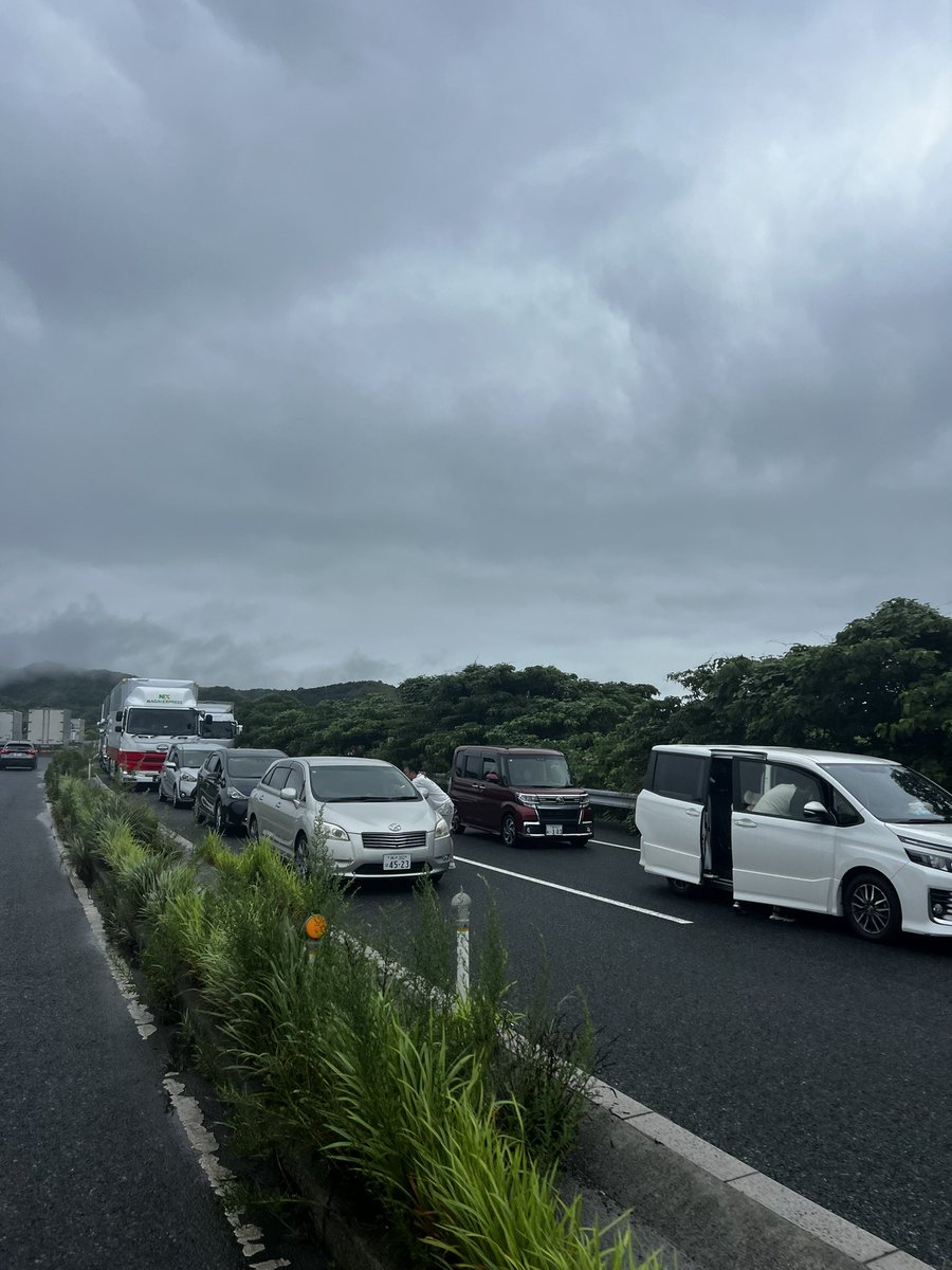 kodai37's tweet photo. #���道2号線
下関方面大渋滞です！

#山口 #下関 #交通情報 https://t.co/mtKnIAScE1