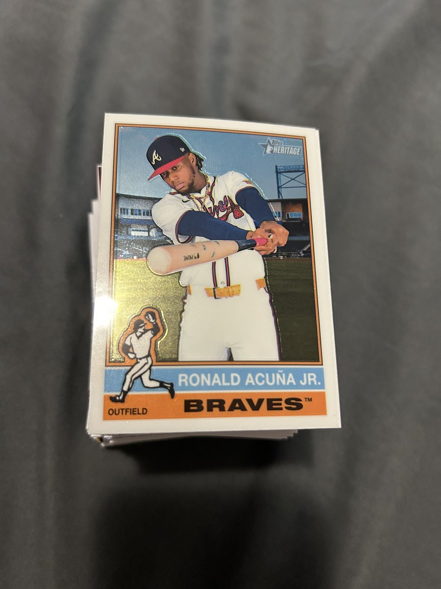 HIPHOPSFINEST90's tweet photo. OMG ITS BEAUTIFUL 😍🔥⚾️ #AcunaJr https://t.co/H70XpgVhUq