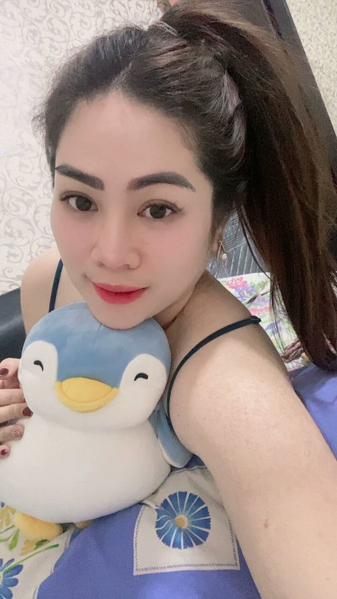 beeeebbeeeeee's tweet photo. Yang sukanya ABG minggir dulu yaa https://t.co/F5fKOvUHT7