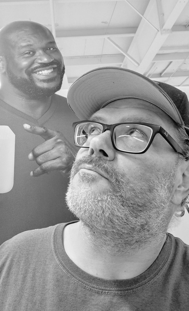 radiokelly's tweet photo. I enjoy being above average height, but I guess I was not the alpha in this room. https://t.co/6LNkJtOkbo
