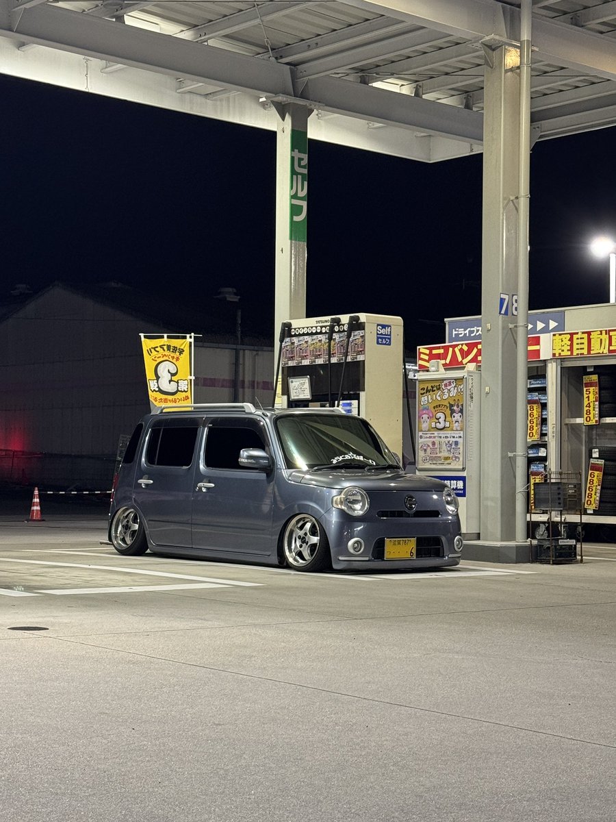 shoki___5's tweet photo. やっぱただ下げた車じゃダメよなぁ
とりあえずキャンバー揃えて、
大筋変えずにちょろっと触ってくか
いい勉強になった📖 https://t.co/V3gCoXHIcs