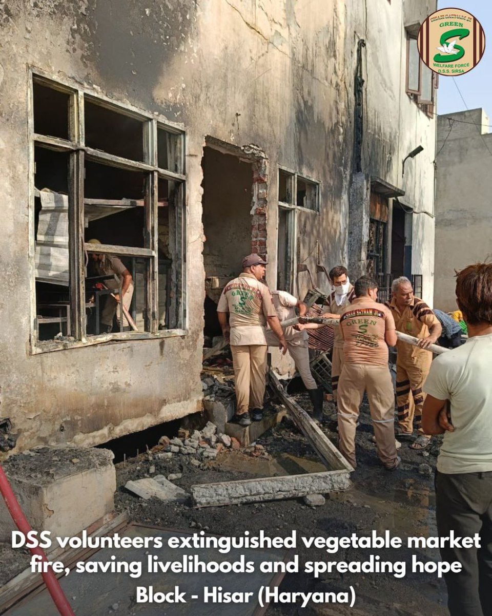 _reet_429's tweet photo. Whenever any natural calamity hits the region, it disrupts lives. Therefore, 
Saint Dr MSG Insan has established Shah Satnam Ji Green S Welfare Committee which provides every needed help at the site of devastation.
#DisasterManagement https://t.co/M7Y1GUkNFr
