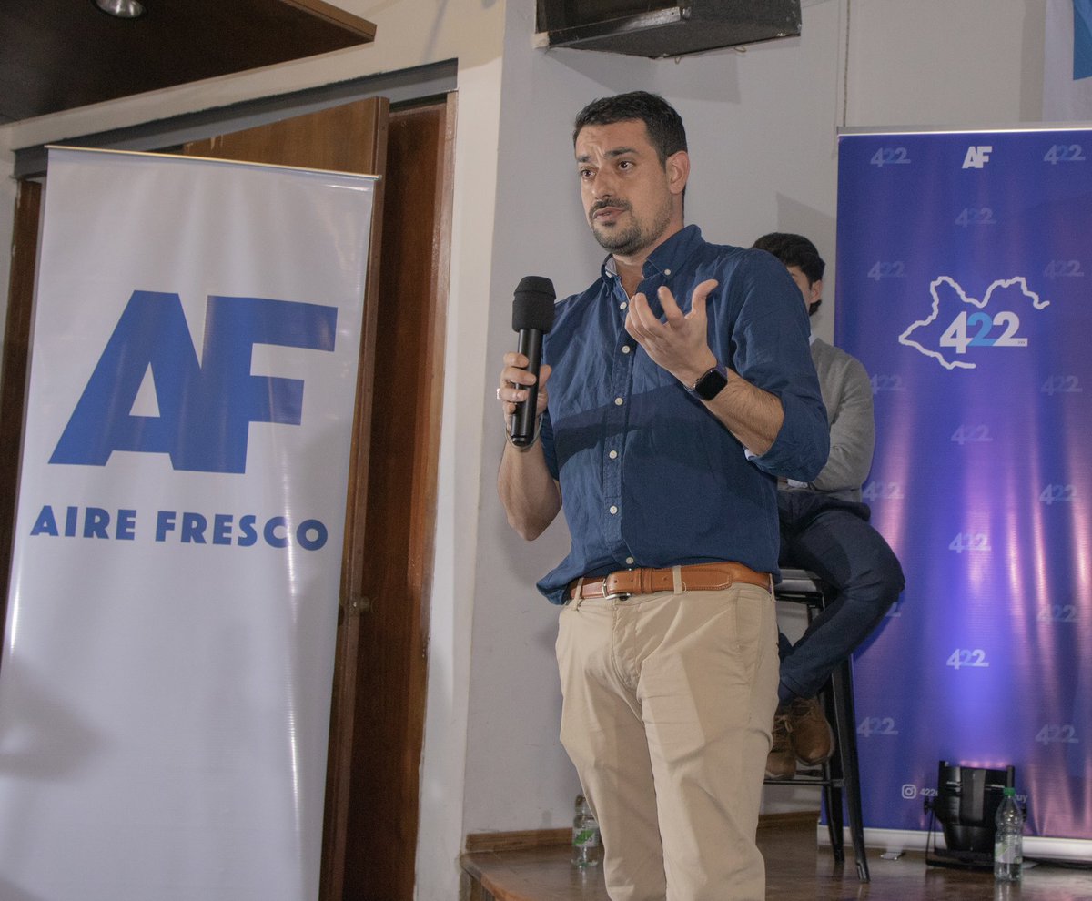 Feliz aniversario a mi querido <a href="/PNACIONAL/">Partido Nacional</a>!! 
189 años marcando el rumbo del Uruguay.
Gracias por permitirme ser parte!!