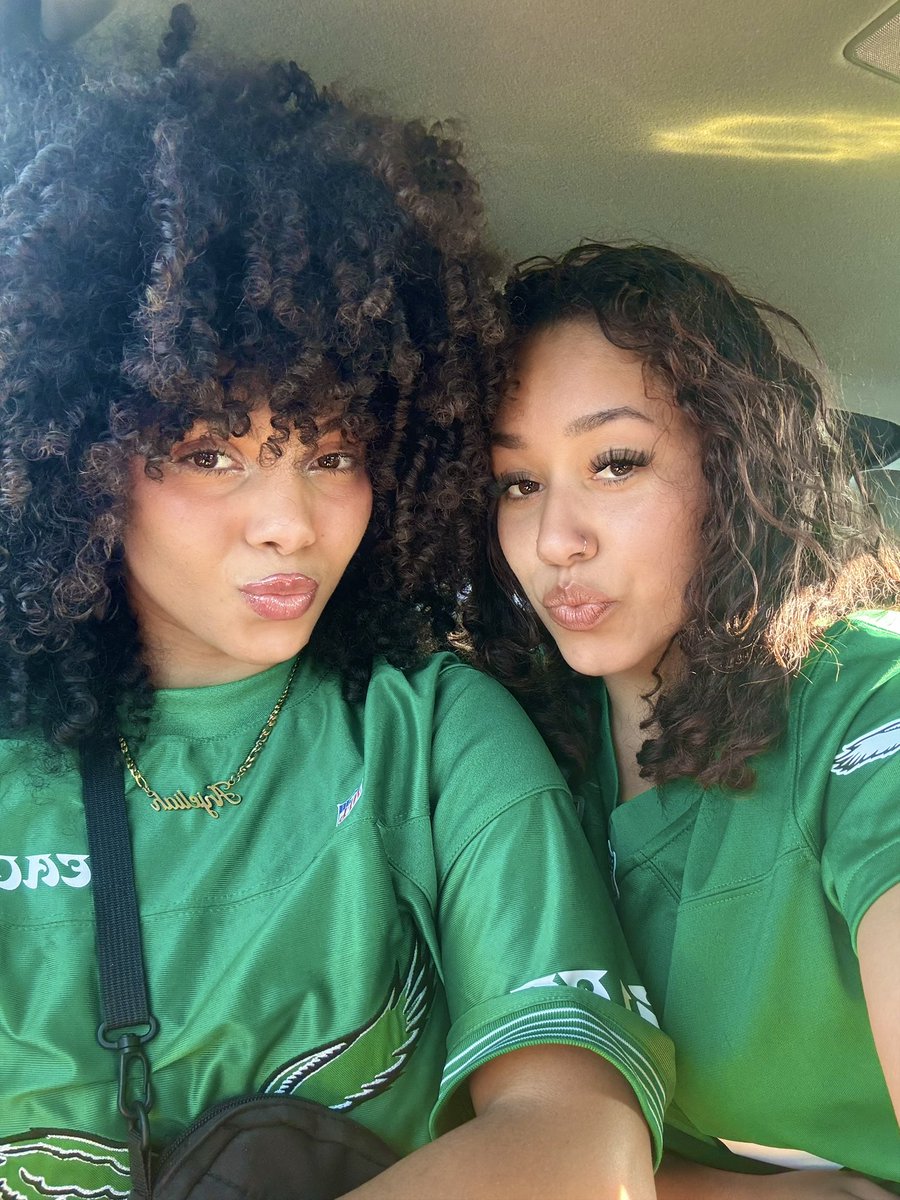 💚💚💚💚 Sister