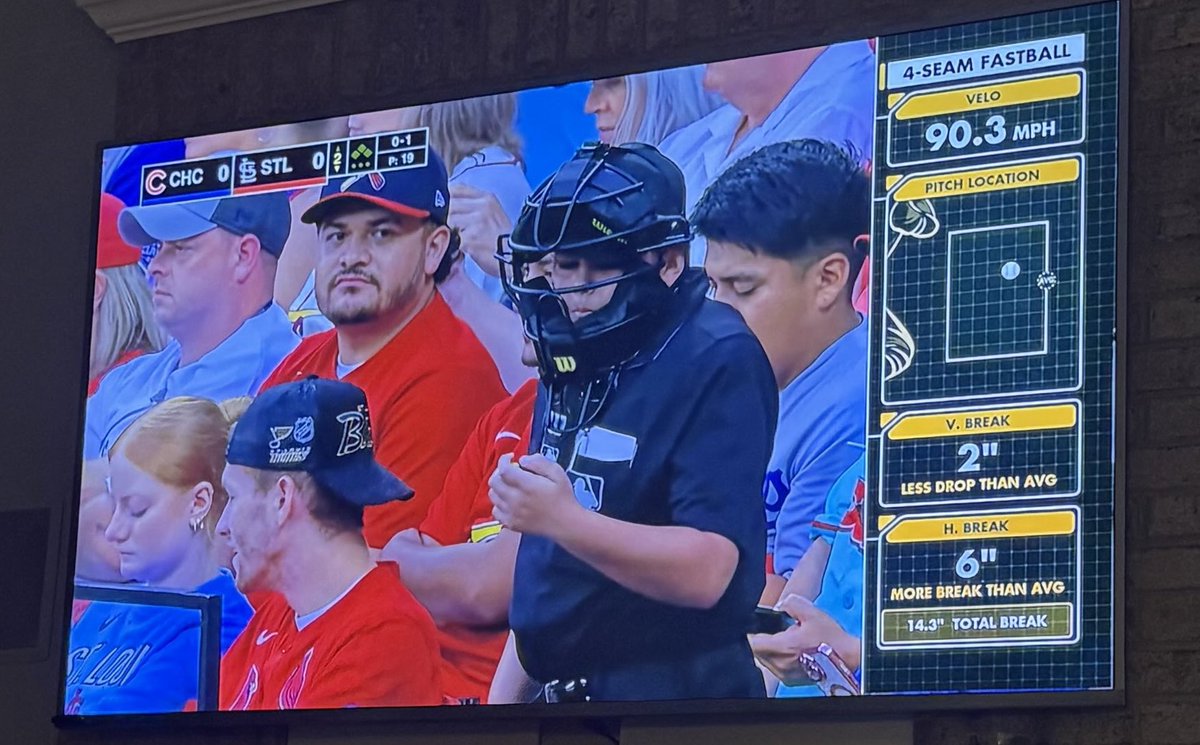 Guys face on the left says it all. 
Kids dad must be paying for all the media. Good grief-how oblivious can these they be? This would be super obnoxious by the end of the 1st. Everyone w/in earshot of this kid should get their seats comped. #Cubs #Cards #MLB #SundayNightBaseball