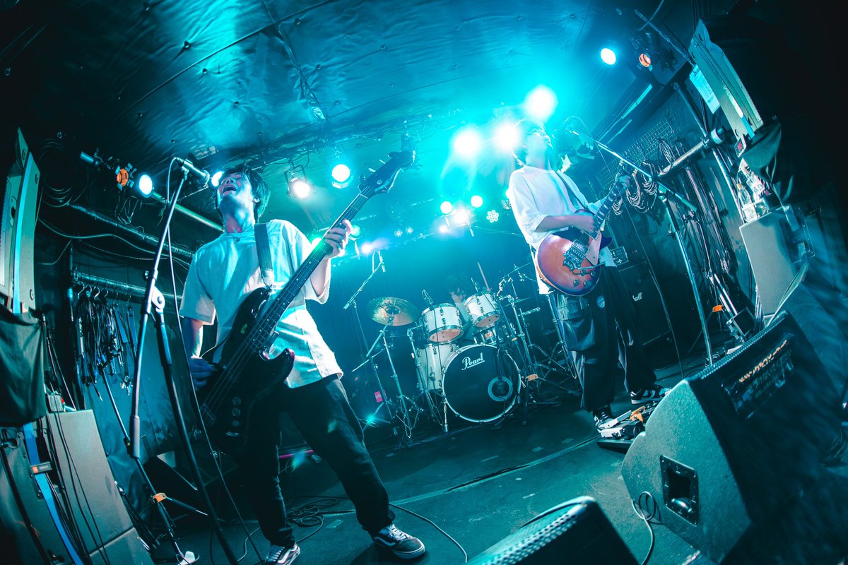 CelaStrus_Band's tweet photo. 【Live Photo】

8/9(土) 下北沢LIVEHOLIC

photo by @megu_ph212 https://t.co/nnHdJNXYNk