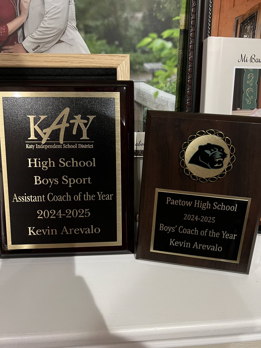 Earlier this week I was honored, alongside my good friend <a href="/CoachTyCarter/">Ty Carter</a>, as <a href="/KatyISDAthletic/">Katy ISD Athletics</a>’s HS Boys Sport Assistant Coach of the Year! This wasn’t possible without my amazing support system, including the HC’s I have the privilege of working for!