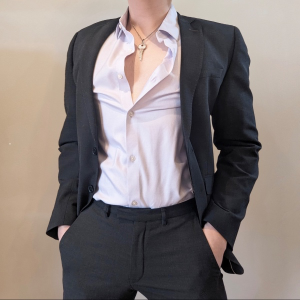 🧎 you've been obsessed with me for years. 

💪 spoil your alpha, I deserve it. throne.com/alphajockrob/w…