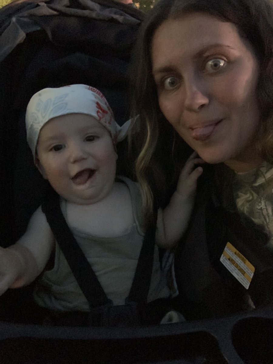 Edmund enjoyed his 1st mgk concert tonight! 🥹 <a href="/machinegunkelly/">blonde don</a> #MGKDay