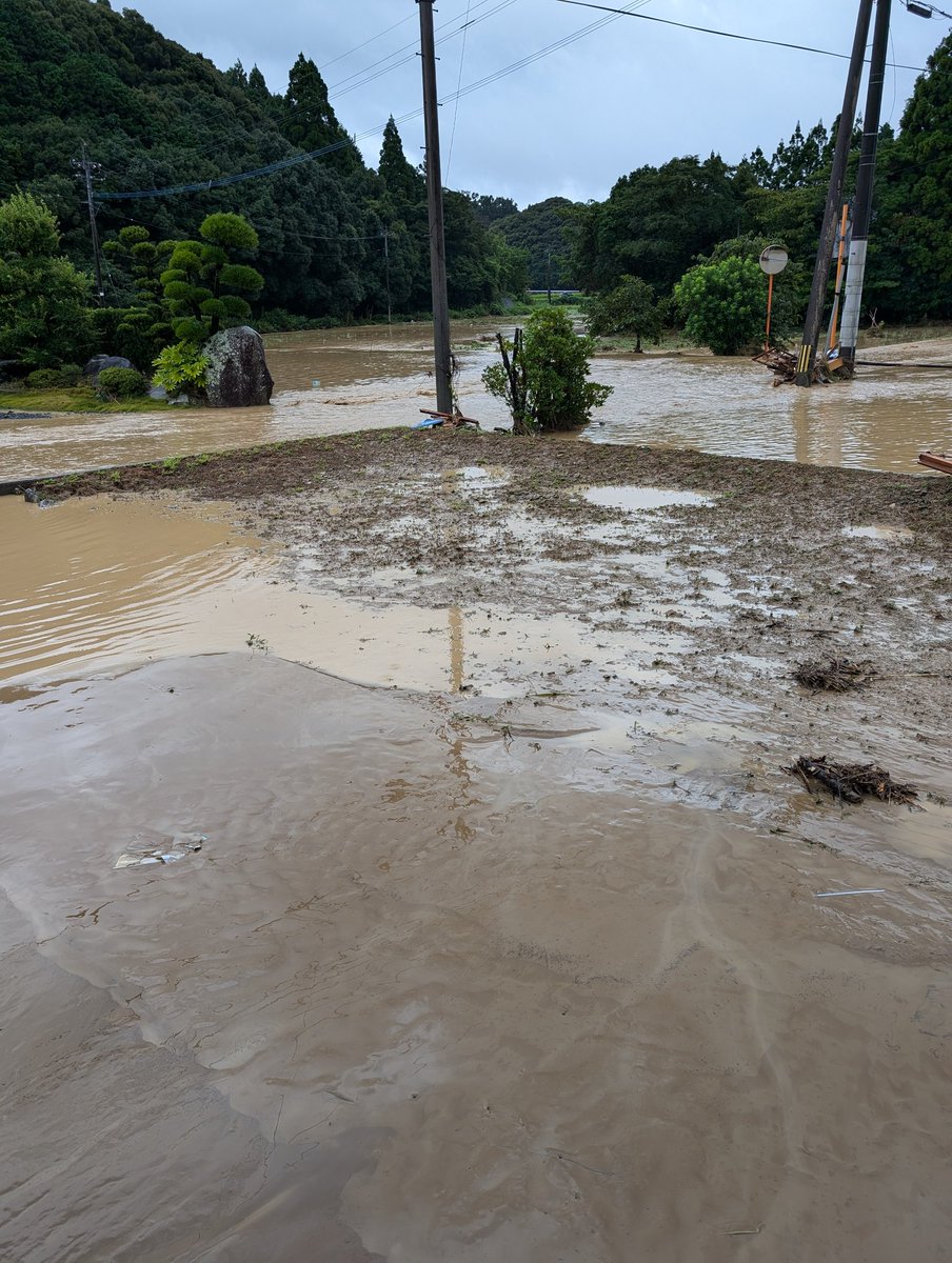 床上浸水寸前でしたが、ギリギリ回避しました。