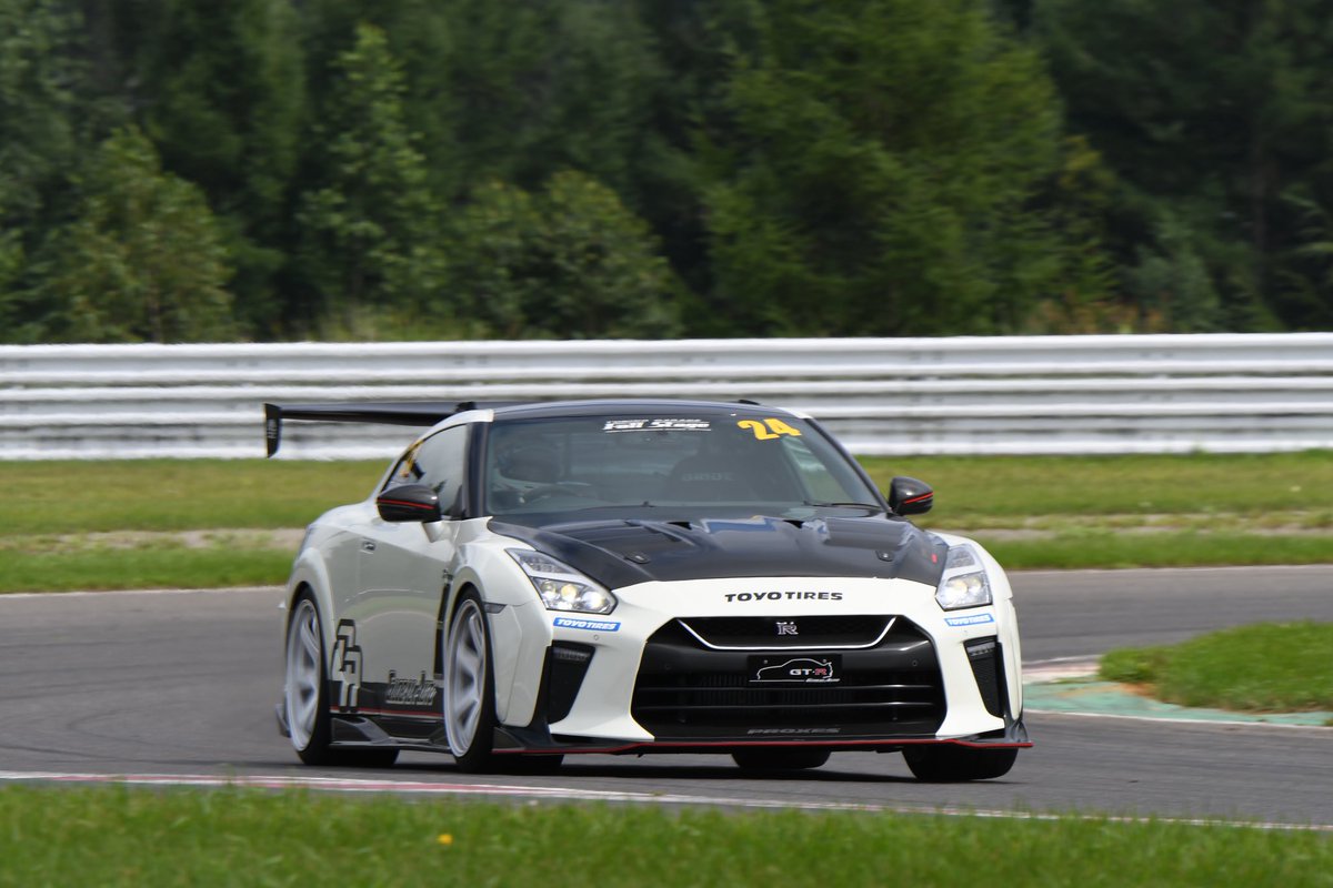 十勝夏祭りタイムアタック🚗💨

初めて走りましたが天候にも恵まれて、コースレコードと車両ベスト更新しました！

内容盛りだくさんのイベントでとても楽しい一日でした🙆‍♂️