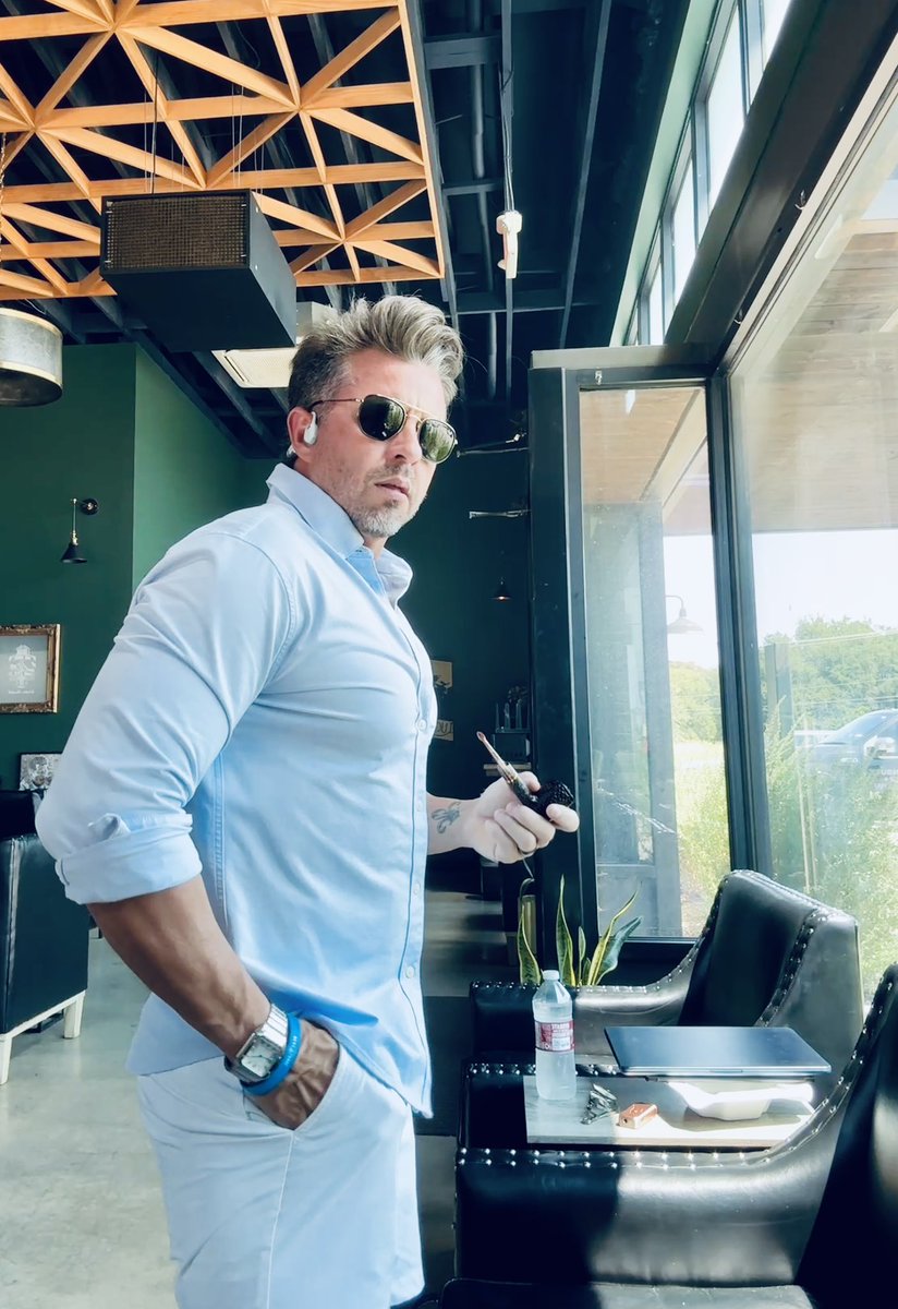 Got me…

High-performers run on full throttle—business, growth, fitness, family. Rarely a pause.
My pause? A small moment in time enjoying a pipe and the aroma of fine pipe tobacco. A slow pace with time for introspection; quiet moment in the day.  My one vice.