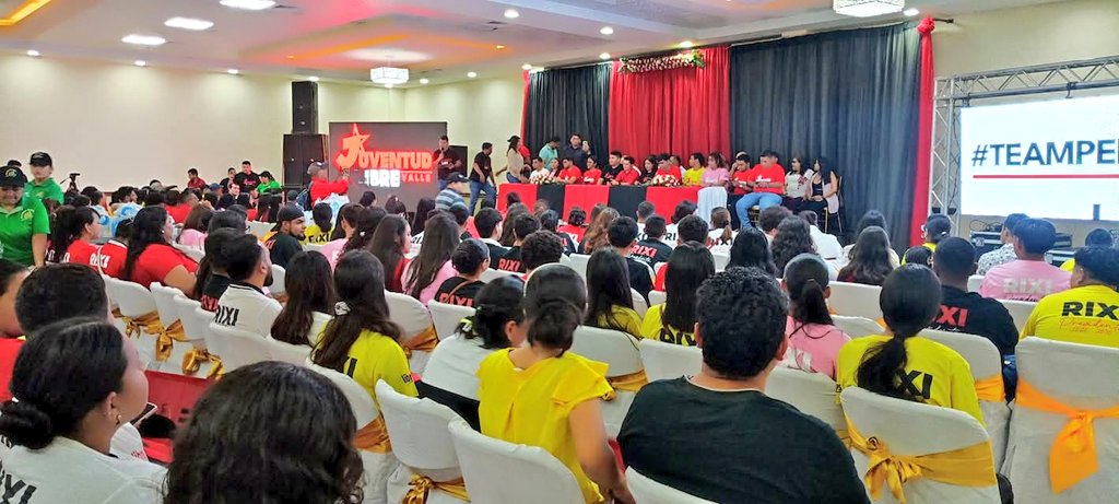Fabricio Sandoval (@fabriciohn1) on Twitter photo La juventud de Valle está con la próxima presidenta de Honduras <a href="/riximga/">Rixi Moncada</a>.
Espectacular asamblea de las juventudes del <a href="/PartidoLibre/">Partido Libre</a> en el departamento Valle, cada día más jóvenes se suman al proyecto de refundación.
En mi condición de coordinador departamental del partido La juventud de Valle está con la próxima presidenta de Honduras <a href="/riximga/">Rixi Moncada</a>.
Espectacular asamblea de las juventudes del <a href="/PartidoLibre/">Partido Libre</a> en el departamento Valle, cada día más jóvenes se suman al proyecto de refundación.
En mi condición de coordinador departamental del partido