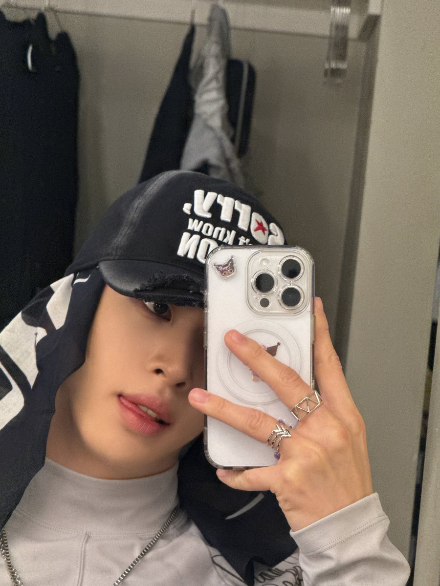 CRAVITY_twt's tweet image. Thank you Toronto! 😘🇨🇦
Y’all were so hot today 🔥😆
Don’t forgot those emails! 👀 🍁
#앨런 #ALLEN #KEXPO2025 #KEXPOCANADA