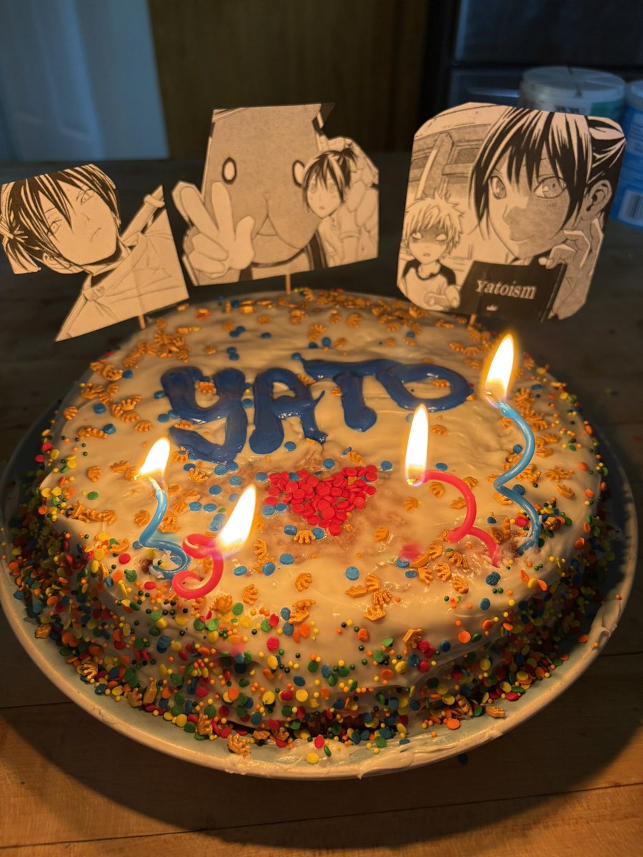 capiyato's tweet photo. We followed our yearly tradition of making our yearly Yato birthday cake!!😼🎂@r0ad_kiill #YatoDay2025 #Noragami @adachitoka_PR 🩵 https://t.co/eyjWuaw9J3