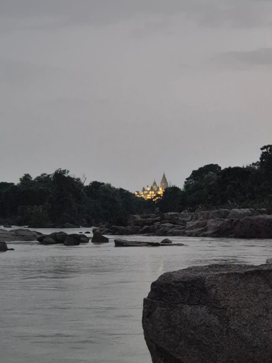 View of Raja Ram Sarkar Temple from Betwa !!!