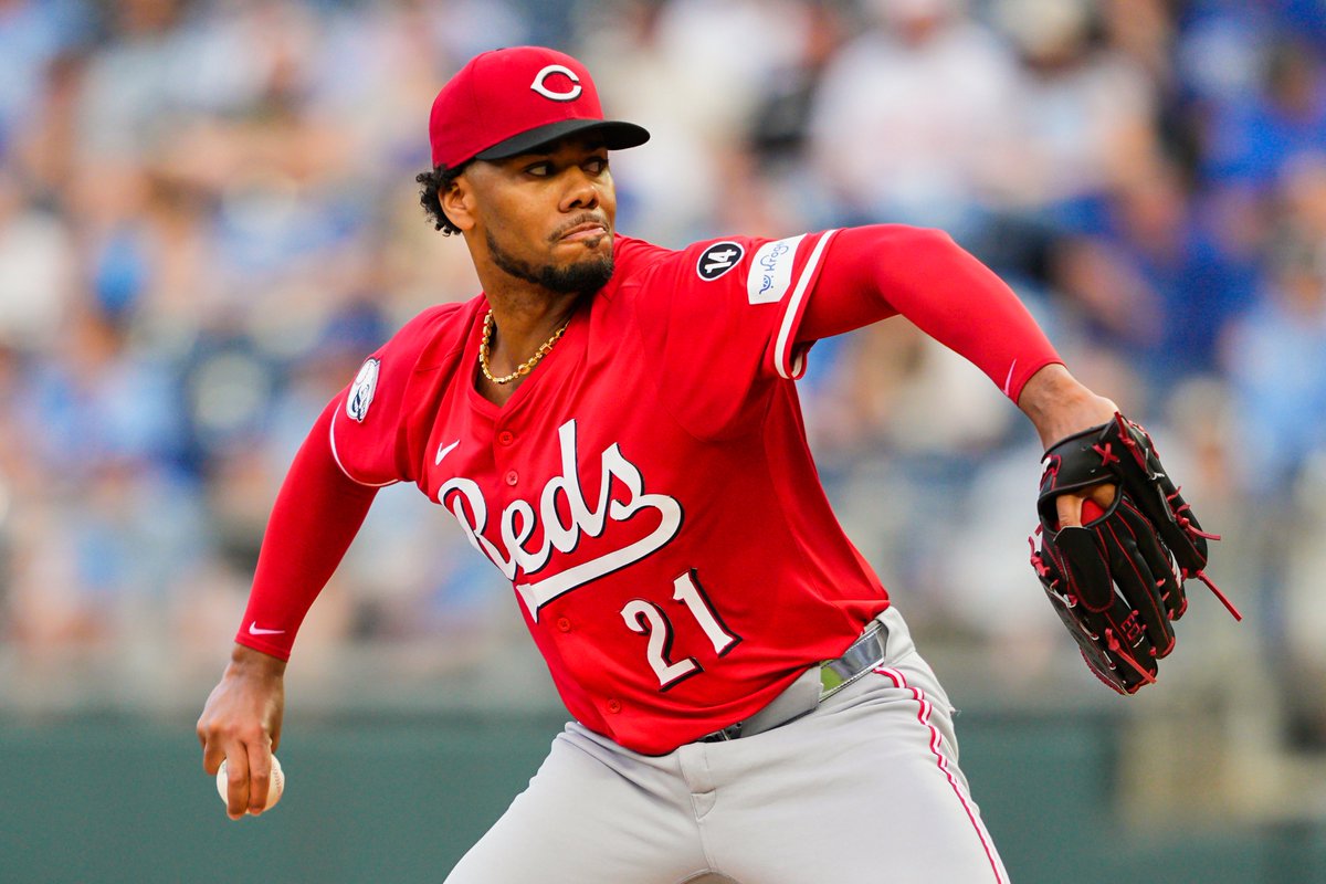 mlbtraderumors's tweet image. The #Reds' ace is returning to the mound on Wednesday, just in time for Cincinnati's playoff push:
mlbtraderumors.com/2025/08/hunter…