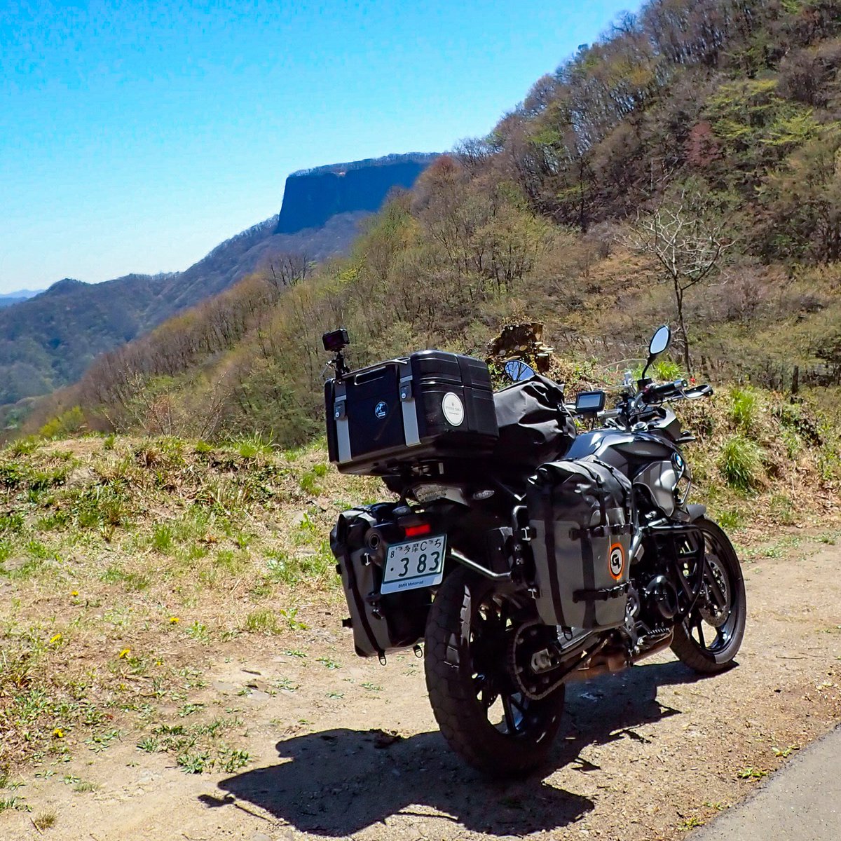 taka_crf250's tweet image. 自分の旅定番スタイル

#エンデュリスタン トラムバッグ
#GiantLoop ソフトパニア
#ヘプコandベッカー トップボックス

ソフトパニアは軽くて丈夫
25L（片側）と容量も✊

雨も気にならないし 帰宅後は
丸洗いしている

このパニア 同じモノを使っている
人を見たことない…

と言うのも好きかもw