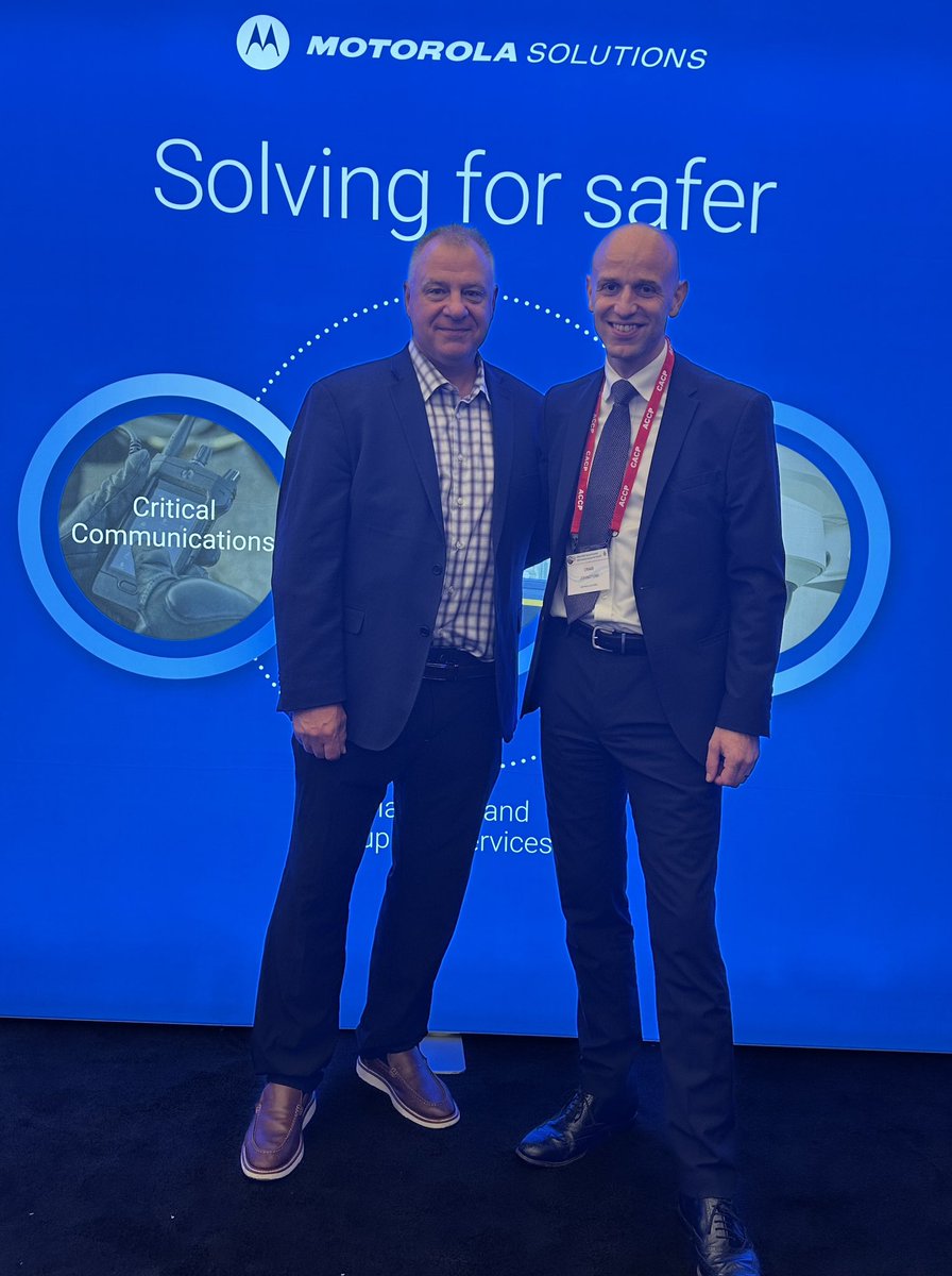 FasekWrf's tweet photo. Thrilled to have Craig Johnstone - Mototola Solutions Mobiles Solutions executive from Glasgow at CACP in Victoria to speak to our mobile / Pronto eNotes solutions.  #CACP #publicsafety  #MotorolaSolutions https://t.co/D74cmGk7Fv