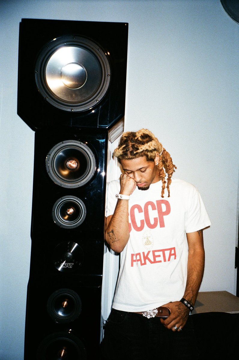 seventhirtyatmorning (@00010101011010o) on Twitter photo 