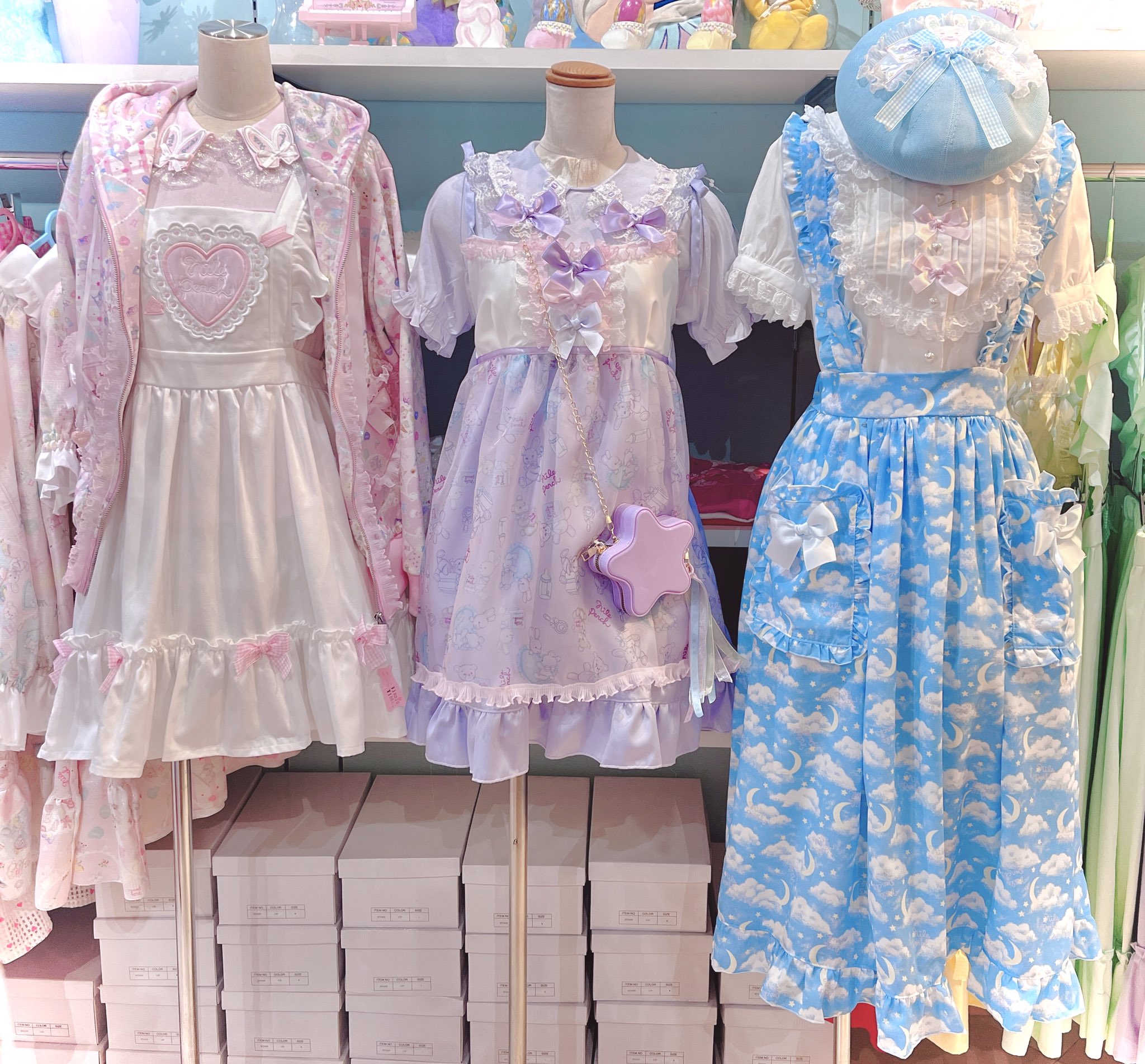 美品Nile Perchバービー プリント トレーナー ピンク 美品Nile Perchバービー プリント トレーナー ピンク
