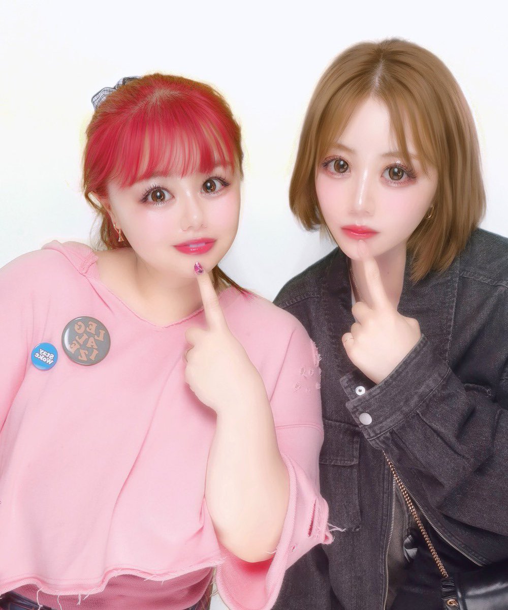 luv02_uran's tweet photo. 可愛く落書きしていいよ🤣💗 https://t.co/5nJjUIaqxX