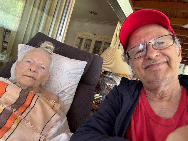 Auntie Anna G-d willing is home and hopefully make full recovery soon after fracturing her right humur and serious thrombosis condition near the fracture. 🙏🙏🙏