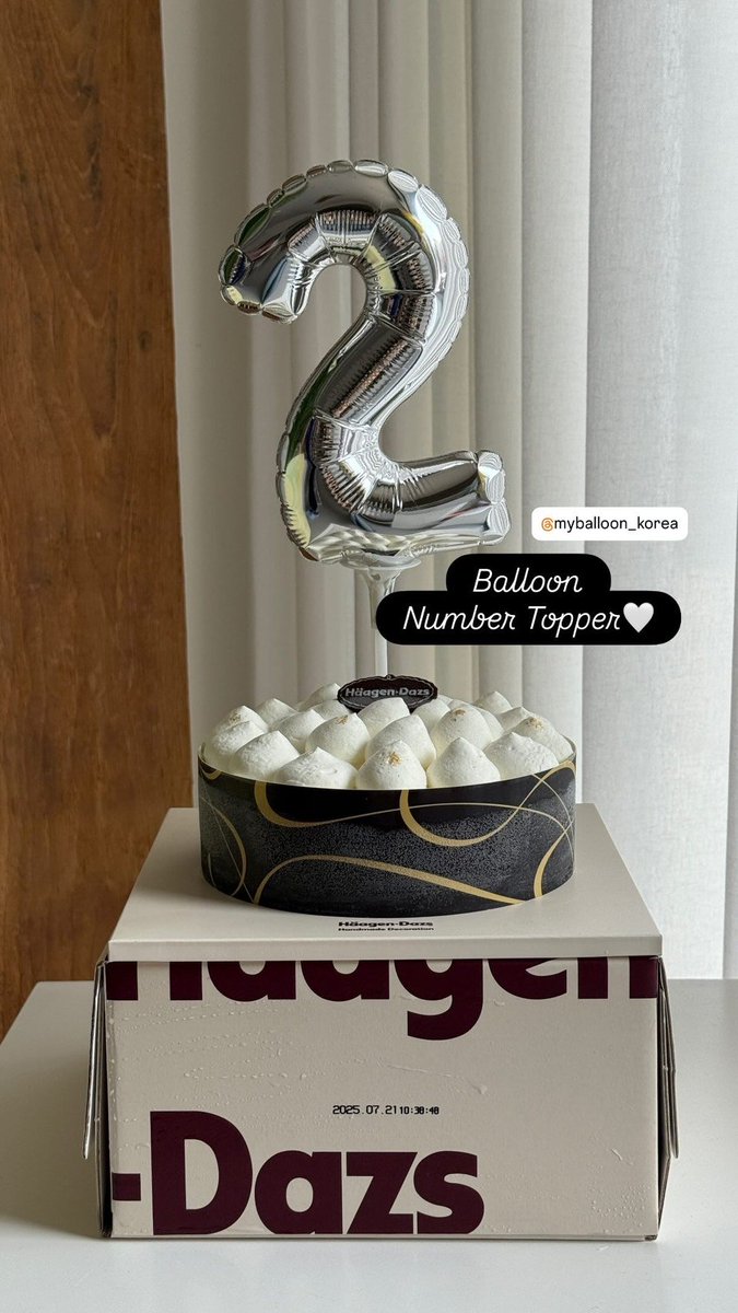 myballoon_korea's tweet photo. Mark birthdays, anniversaries, and milestones with our Balloon Number Topper for a touch of elegance and fun. It looks adorable on a cake or as part of your party setup. If you want a gift like this, just reach out to myballoon.
#kpop #kActor #KpopFan #fangift #kpopfansupport https://t.co/pODHXoSIxI