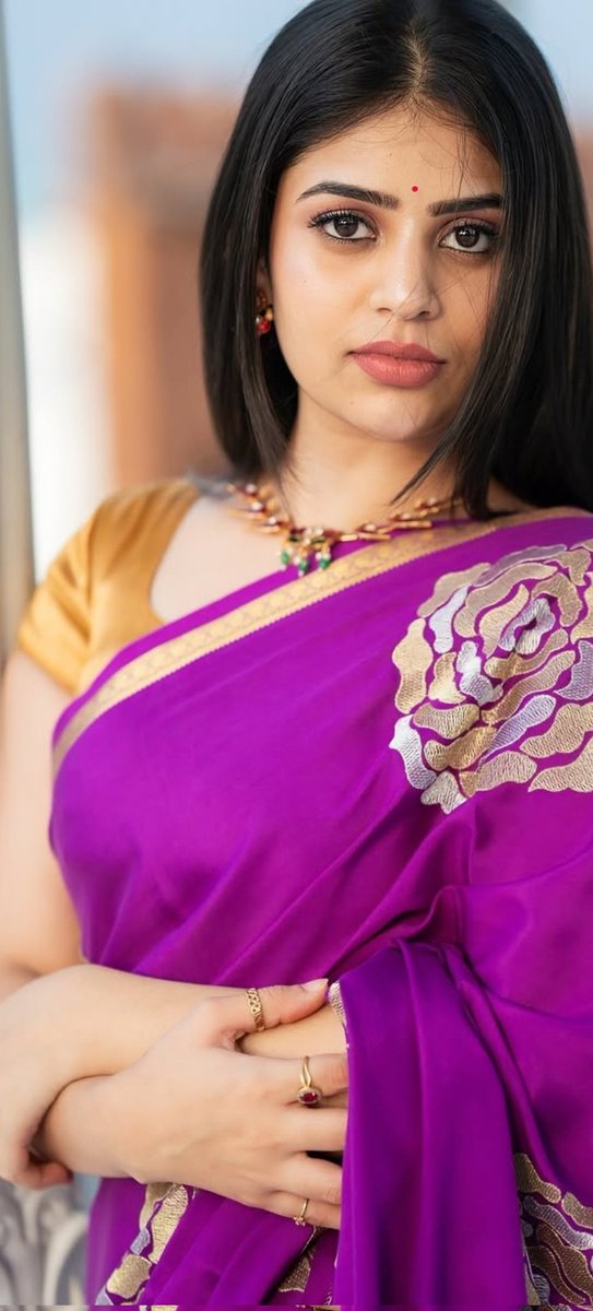 вєαυту qυєєηѕ н∂ ™ tweet media