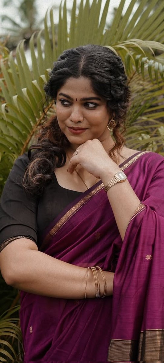 вєαυту qυєєηѕ н∂ ™ tweet media